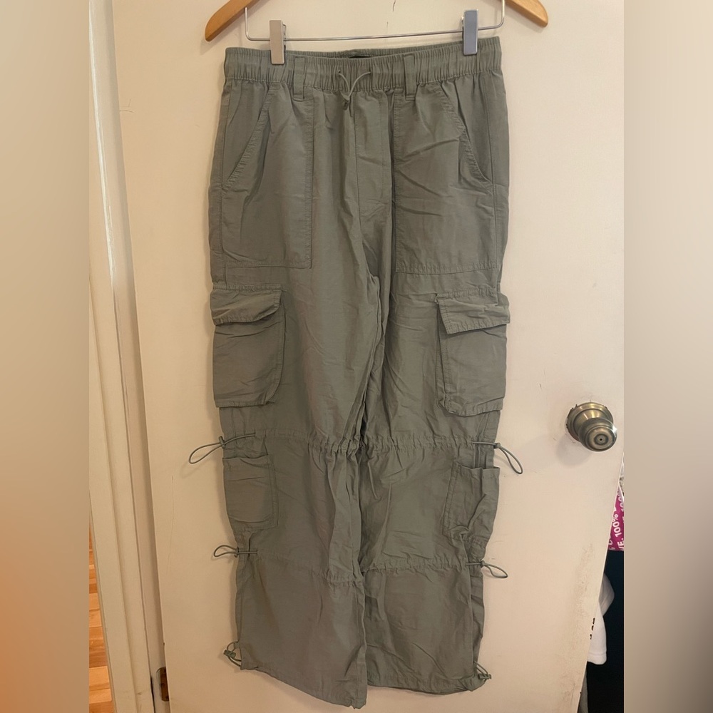 Aeropostale Olive Cargo Pants